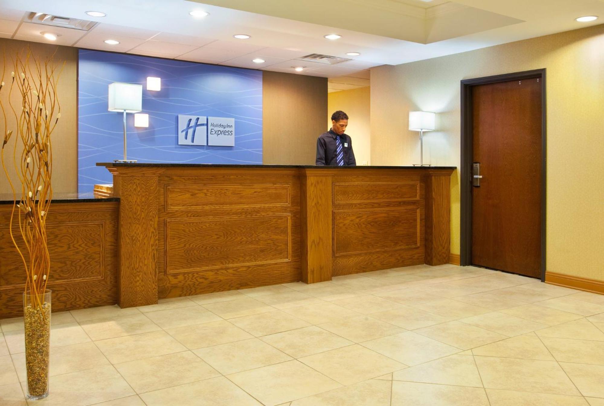 Holiday Inn Express Hotel & Suites Chicago South Lansing By Ihg Eksteriør bilde